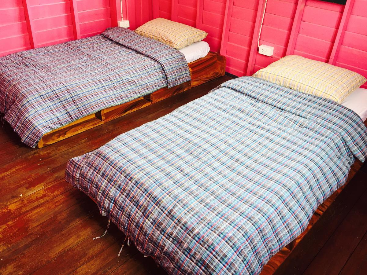 Bed Time Hostel Chiangrai Chiang Rai Bagian luar foto